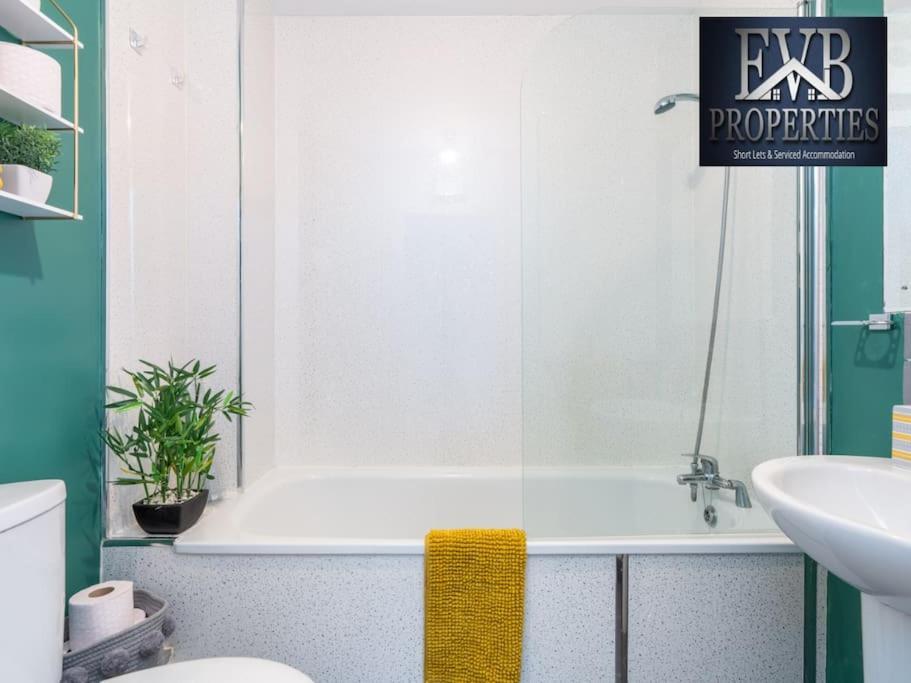 Charming Cosy Getaway Ideal For Leisure & Business Southampton Exteriör bild